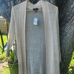 PRICE DROP  NEW;  Ladies Sweater/jacket; MED